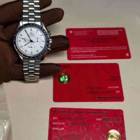 13098 - Omega - 310.30.42.50.04.001 - pre-owned conditions with MINOR signs of usage - Card & Box