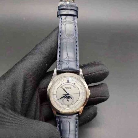 13089 - Patek Philippe - 5396G (2010) - pre-owned conditions with MINOR signs of usage - With Card