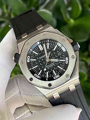 13076 - Audemars Piguet - 15703ST - pre-owned conditions with MINOR signs of usage - Watch Only