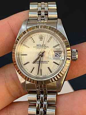 11238 - Rolex 69174 (Silver) - pre-owned conditions with MINOR signs of usage - With Card