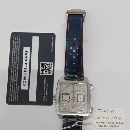 13357 - TAG Heuer - CAW211X - Like New - Card & Box