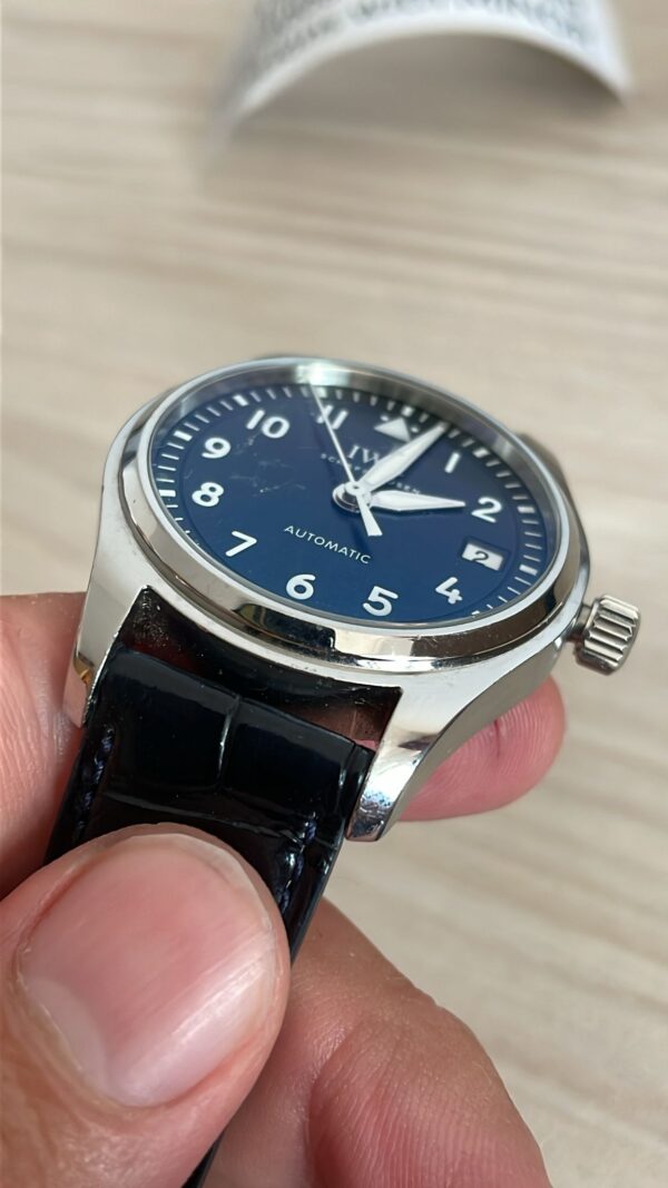 11200 - IWC IW324008 (2019) - pre-owned conditions with MINOR signs of usage - Card & Box - Image 9