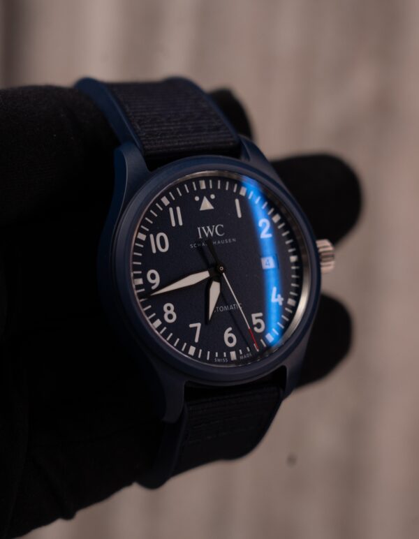 11152 - IWC IW328101 (2022) - pre-owned conditions with MINOR signs of usage - Card & Box - Image 4