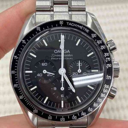 13551 - Omega - 310.30.42.50.01.002 - pre-owned conditions with MINOR signs of usage - Card & Box