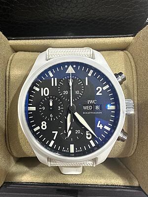13601 - IWC - IW389105 - RETAIL READY - Card & Box