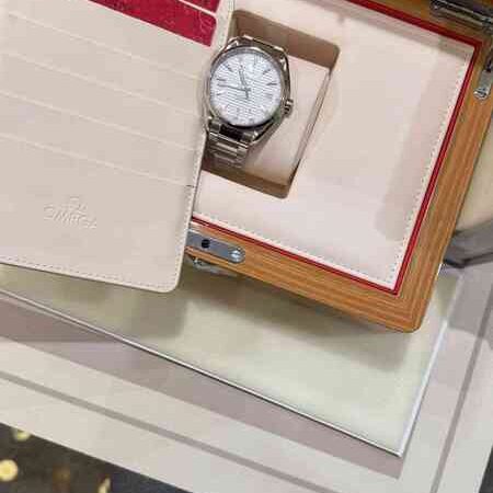 12721 - Omega - 231.10.42.21.02.006 - Serviced - Card & Box