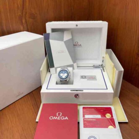 13477 - Omega - 522.30.42.30.03.001 (Blue) - pre-owned conditions with MINOR signs of usage - Card & Box