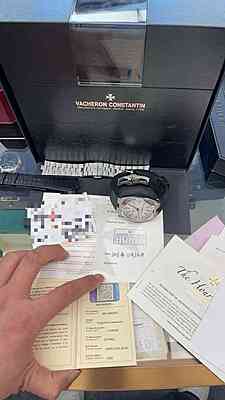 13655 - Vacheron Constantin - 4500V (White, 2016) - pre-owned conditions with MINOR signs of usage - Card & Box