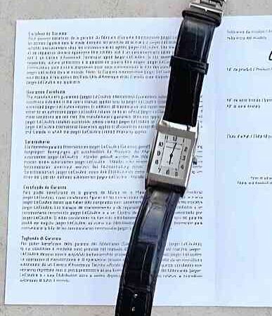 13912 - Jaeger-LeCoultre - Q2508412 - pre-owned conditions with MINOR signs of usage - With Card