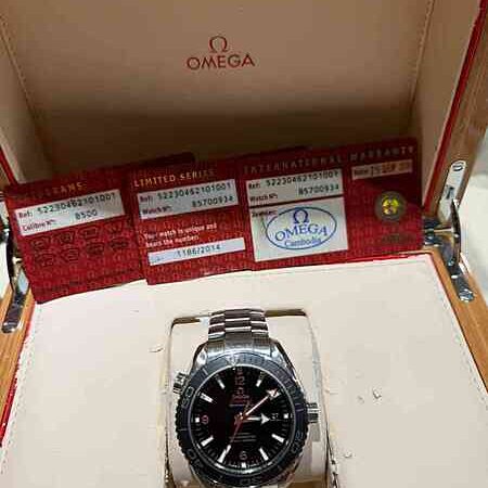 13975 - Omega - 522.30.46.21.01.001 - pre-owned conditions with MINOR signs of usage - Card & Box