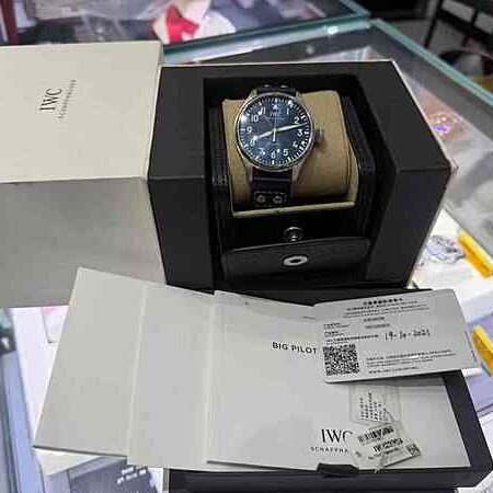 14189 - IWC - IW329303 - pre-owned conditions with MINOR signs of usage - Card & Box