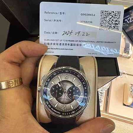 14184 - Jaeger-LeCoultre - Q902843J - pre-owned conditions with MINOR signs of usage - Card & Box