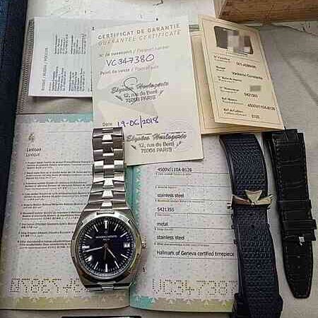 15081 - Vacheron Constantin - 4500V (Blue, 2018) - pre-owned conditions with MINOR signs of usage - Card & Box